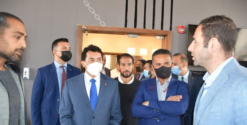أشرف صبحي: مليار و300 مليون جنيه عوائد الطرح الاستثماري بمراكز الشباب