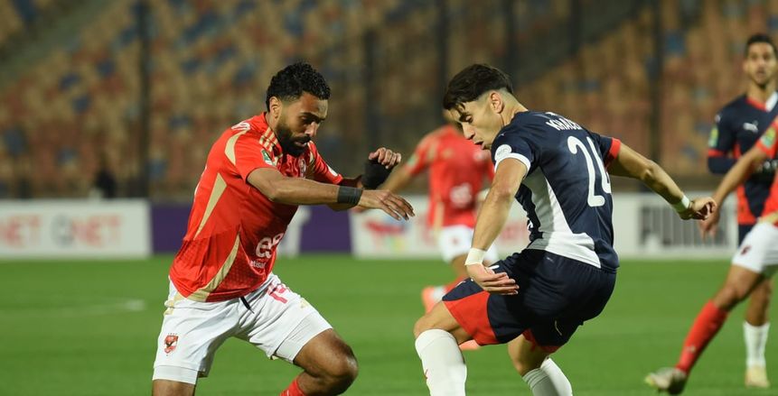 هدف ملغٍ وشوط أول سلبي بين الأهلي وشباب بلوزداد في دوري أبطال أفريقيا