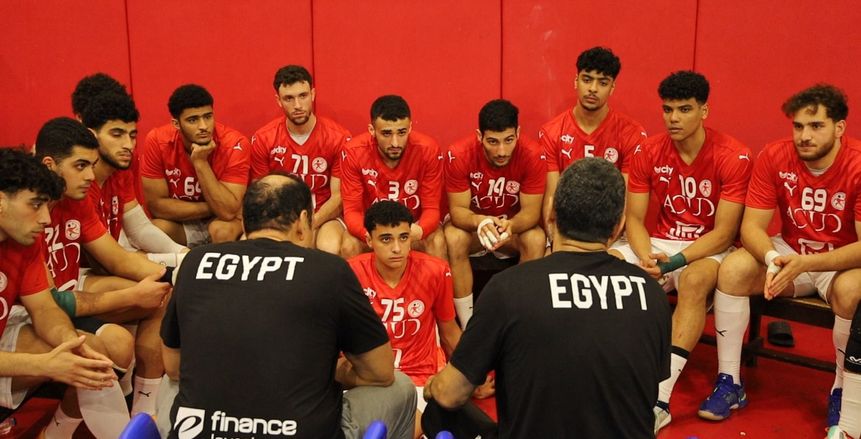 نبيل خشبة رئيسا للبعثة.. منتخب الشباب يغادر لخوض بطولة العالم ببولندا