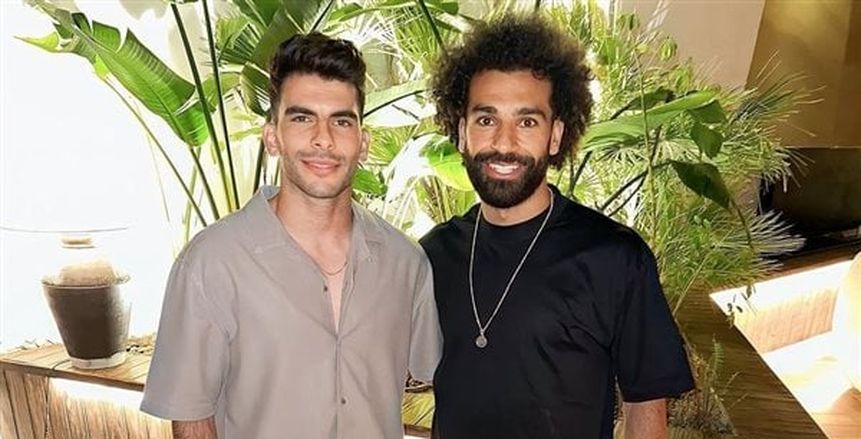 نادٍ جديد يقتحم سباق ضم محمد صلاح.. مفاجأة لـ زيزو