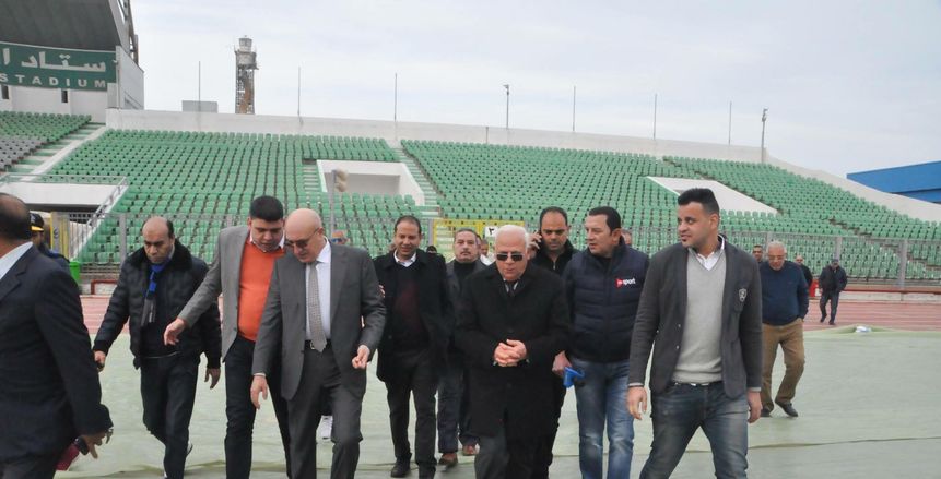 محافظ بورسعيد يتفقد استاد المصري استعدادًا لأمم أفريقيا