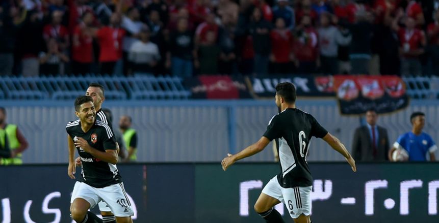 محمد شريف يقود تشكيل الأهلي أمام سموحة بالدوري.. وأفشة بديلا