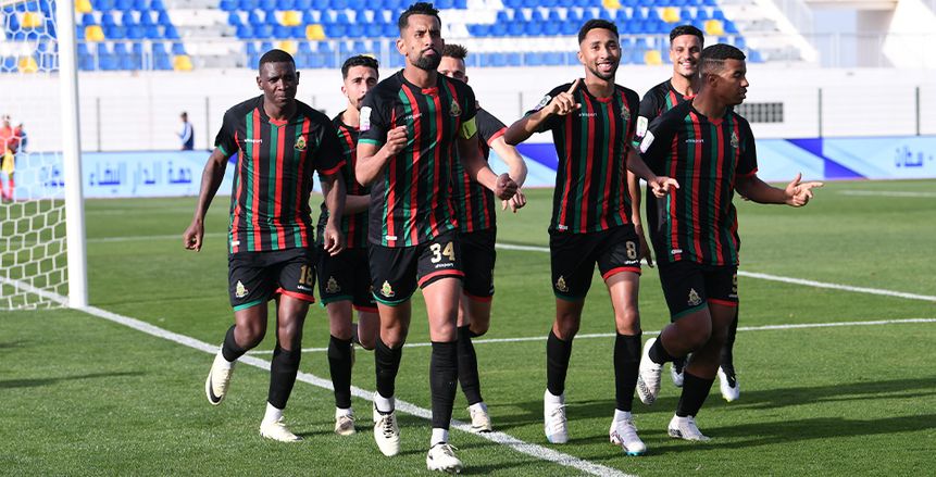 بثلاثية نظيفة.. الجيش الملكي يستعيد الصدارة من الرجاء في الدوري المغربي