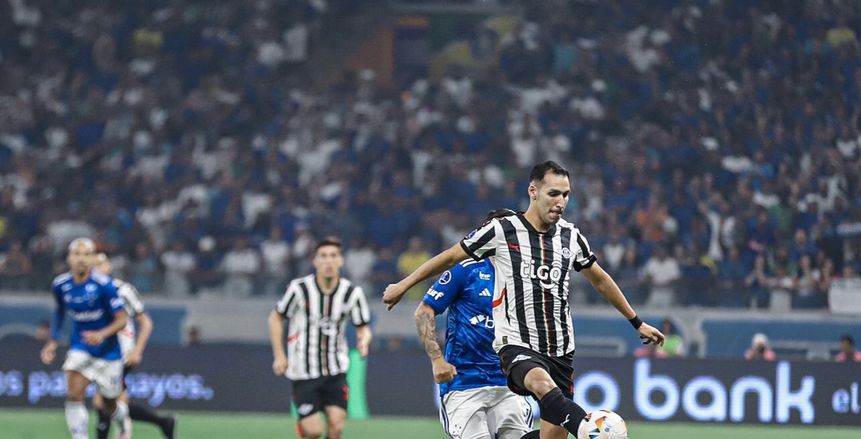 كروزيرو البرازيلي وراسينج الأرجنتيني يصعدان لنصف نهائي«سود أمريكانا»