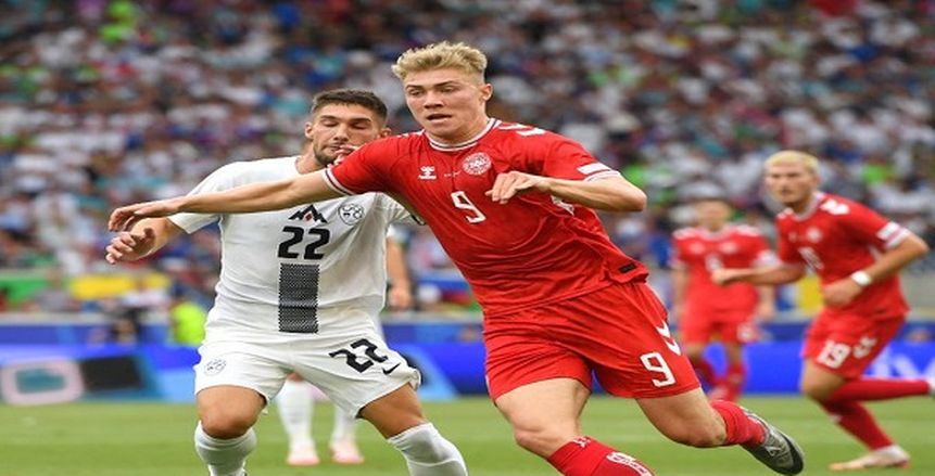 التعادل الأول في اليورو.. الدنمارك وسلوفينيا «حبايب»