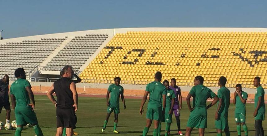 بالصور..زيسكو يونايتد الزامبي يؤدى مرانه الاول ببرج العرب استعدادا لمواجهة سموحة