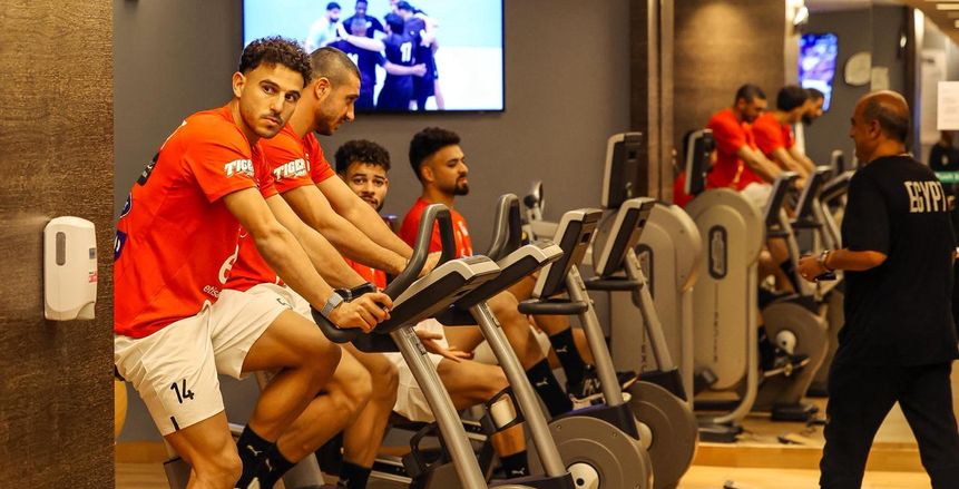 محمد صلاح ومرموش ينتظمان في معسكر منتخب مصر بعد التعديلات الطارئة