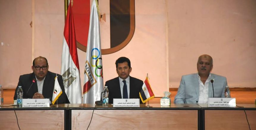 تشكيل لجنة لمتابعة وتطوير العمل بين «الرياضة» و«الأولمبية»