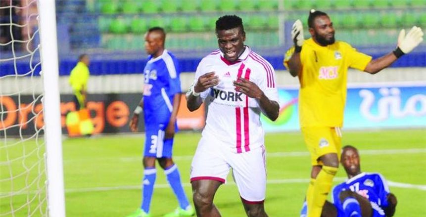 وفاة البنيني رزاق أوتوميسي مهاجم الزمالك السابق عن عمر ناهز 38 عاما