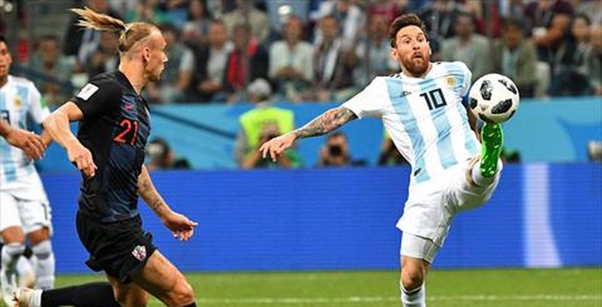 30 دقيقة| بيريز يرفض التقدم للأرجنتين أمام كرواتيا
