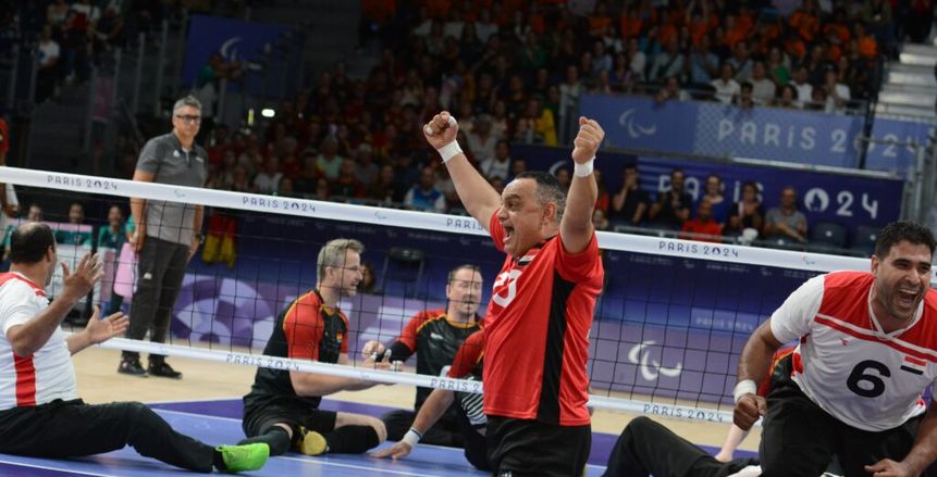 منتخب مصر يكتب التاريخ ويفوز بلقب كأس العالم لكرة الطائرة جلوس للمرة الأولى