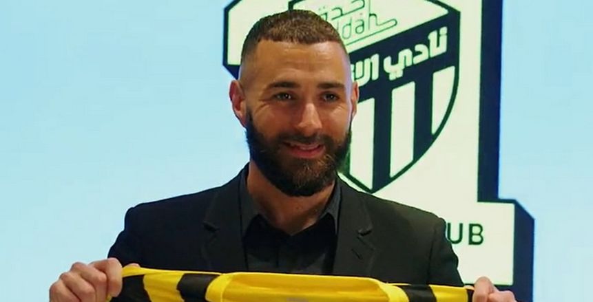 وصول كريم بنزيما إلى السعودية استعدادا للانضمام لاتحاد جدة «فيديو»