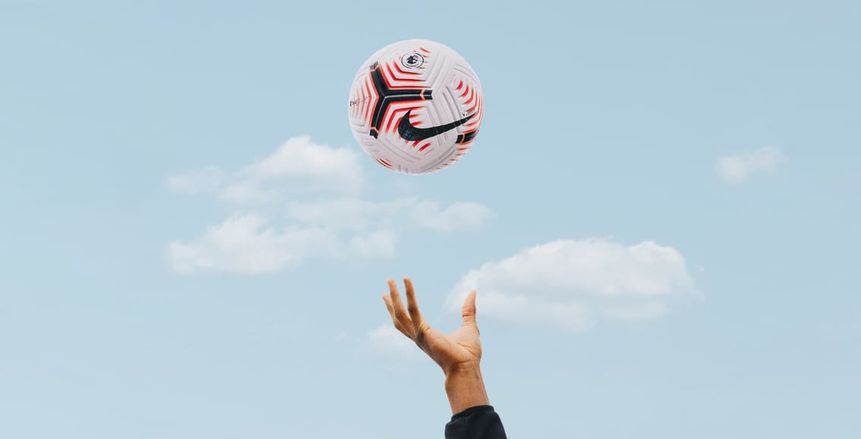 رسميا.. الإعلان عن كرة الدوري الإنجليزي في الموسم الجديد (صور)