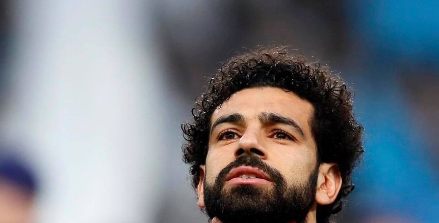 بالصور| بيع فوط «صلاح» يغزو أسواق المحلة