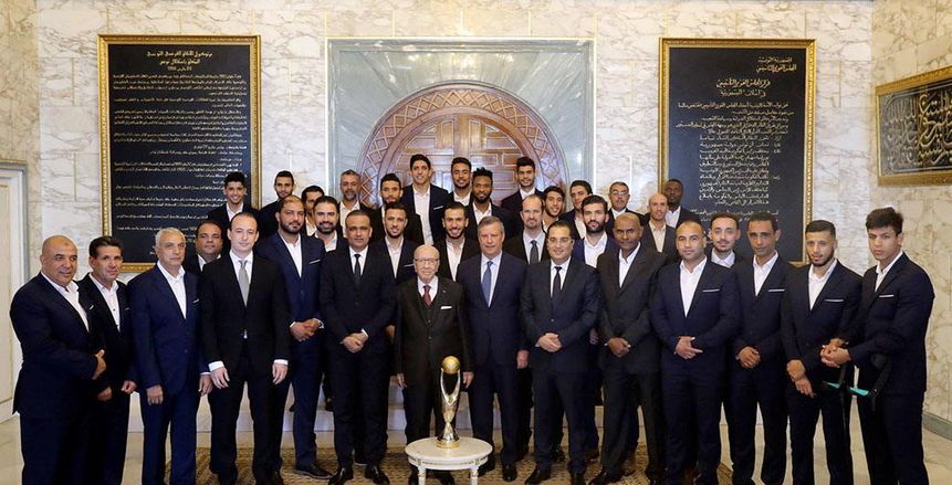 بالصور| الرئيس التونسي يستقبل الترجي في قصر «قرطاج» بعد الفوز على الأهلي