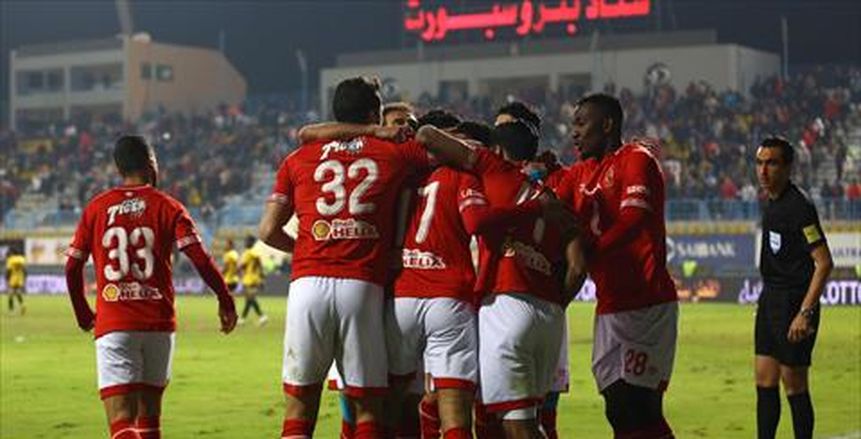 الشوط الأول.. بالفيديو| الأهلي يُهيمن.. ويتقدم بـ«ثنائية» نظيفة على بتروجت