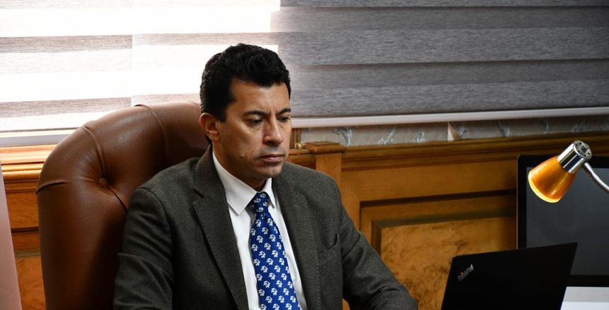 وزير الرياضة يتابع اللمسات النهائية لحفل افتتاح بطولة افريقيا لليد