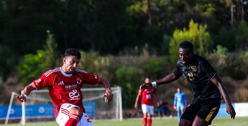 الأهلي يهزم الملعب التونسي برباعية وديا.. هدفان لـ محمد شريف وبن شرقي يسجل