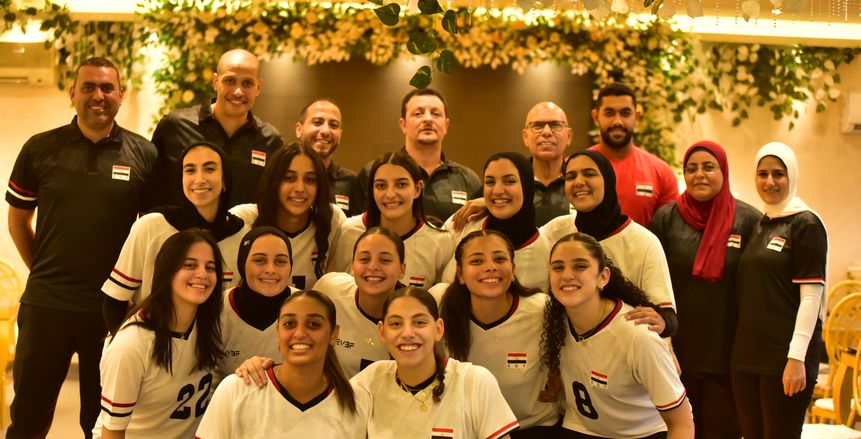وصول منتخب مصر للطائرة شابات إلى الكاميرون للمشاركة في «الأمم الأفريقية»