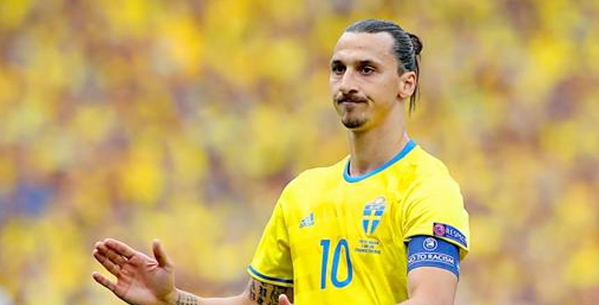 حقيقة اعتزال إبراهيموفيتش بعد فشله في التأهل لكأس العالم 2022