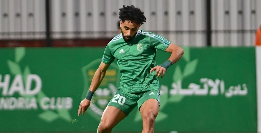 محمد شبانة: الأهلي فاجأ رئيس الاتحاد بظرف مغلق بشأن مروان عطية
