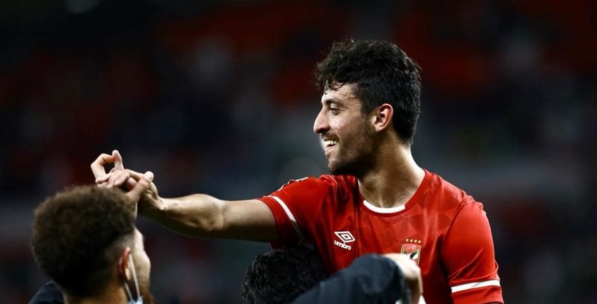 بالأسماء.. اشتباه في إصابة ثلاثي الأهلي بفيروس كورونا قبل كأس الرابطة
