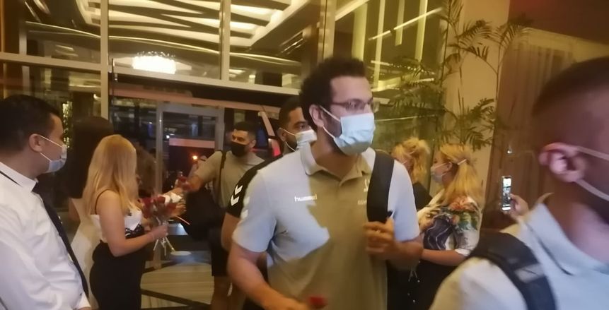 عاجل.. وصول المنتخب المصري لكرة اليد إلى مدينة الغردقة «صور»