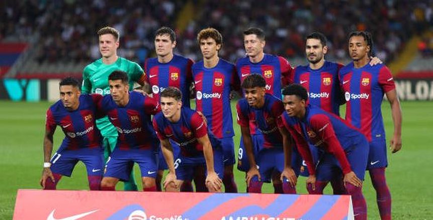 تشكيل برشلونة أمام ألافيس بالدوري الإسباني.. عودة بيدري