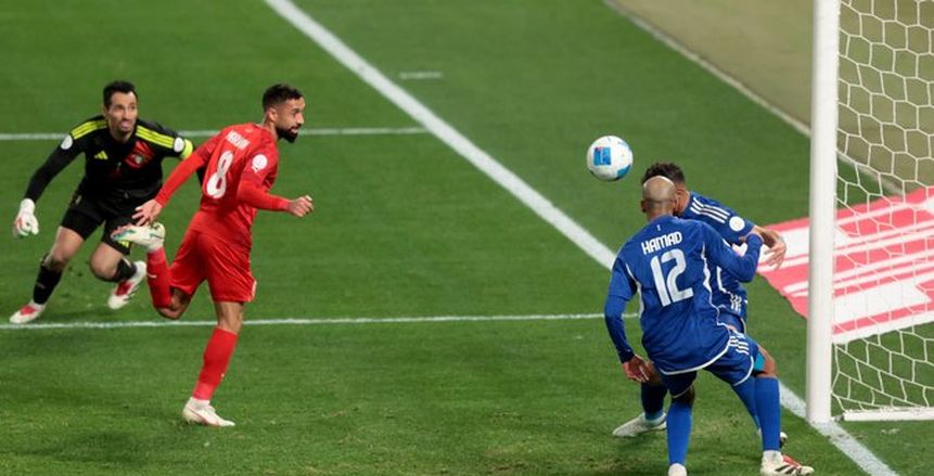 منتخب البحرين يهزم الكويت ويضرب موعدا مع عمان في نهائي خليجي 26