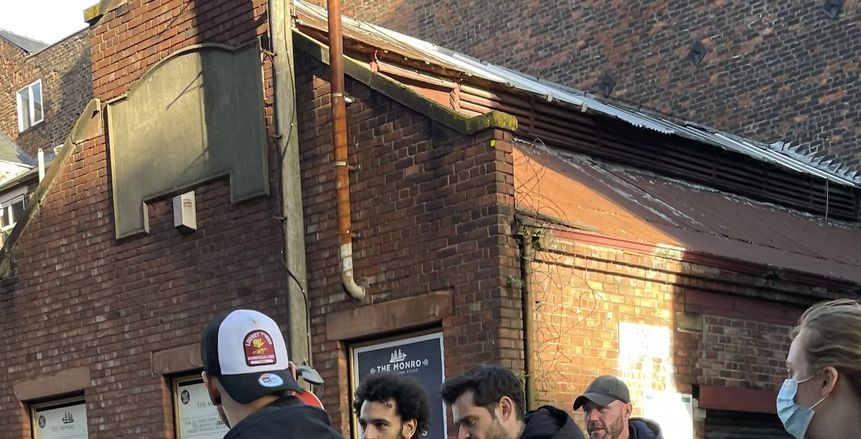 تقارير: رامي عباس في ليفربول للتفاوض حول تجديد عقد محمد صلاح