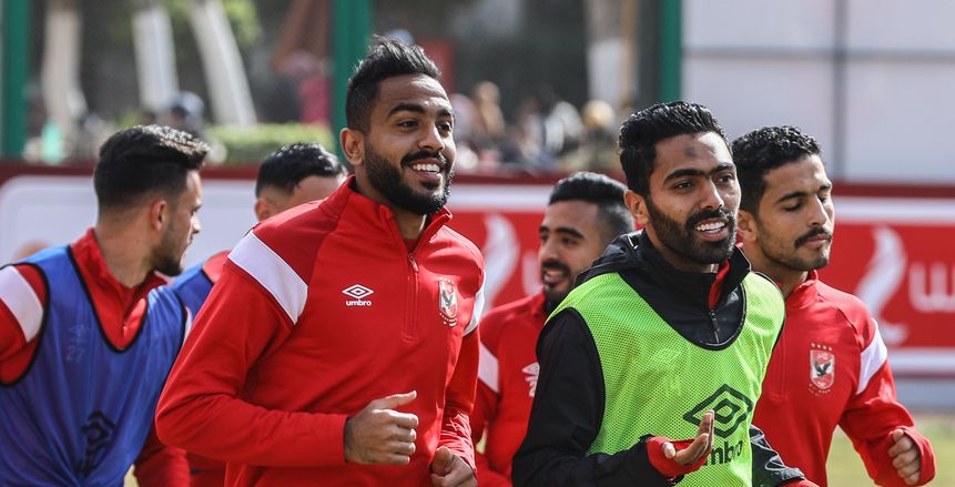 الحاوي والشناوي وراء عفو الأهلي عن الشحات وكهربا بعد أزمة أبوتريكة