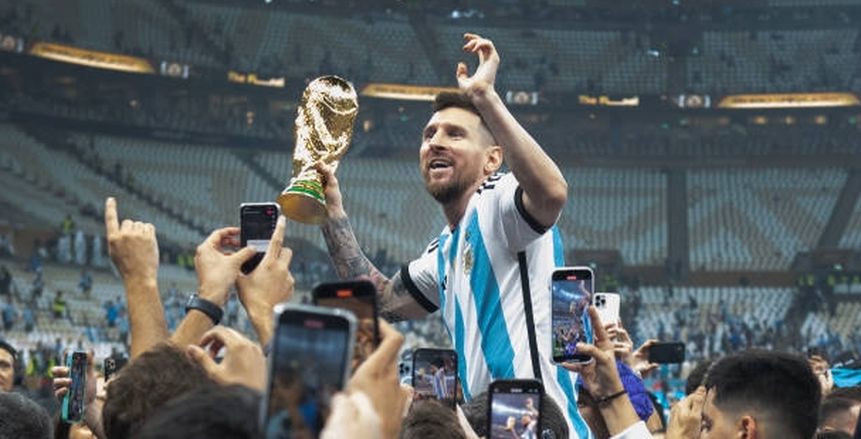 فيفا يعلن قائمة المرشحين لأفضل لاعب في العالم... غياب محمد صلاح