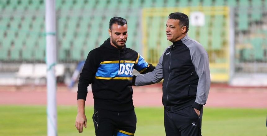 إيهاب جلال يطمئن على إصابة أحمد جمعة