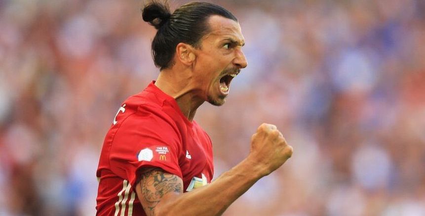 «مورينيو»: «إبراهيموفيتش» سيعود للملاعب قبل نهاية عام 2017