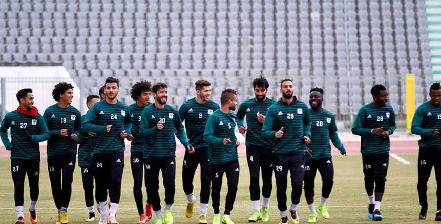 رغم سوء الأحوال الجوية.. المصري يواصل تدريباته استعدادا للطلائع