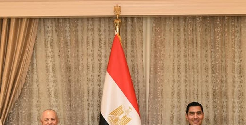 أبو ريدة يهنئ جوهر نبيل على انتخابه باليونسكو: ثقة كبيرة في الدولة المصرية