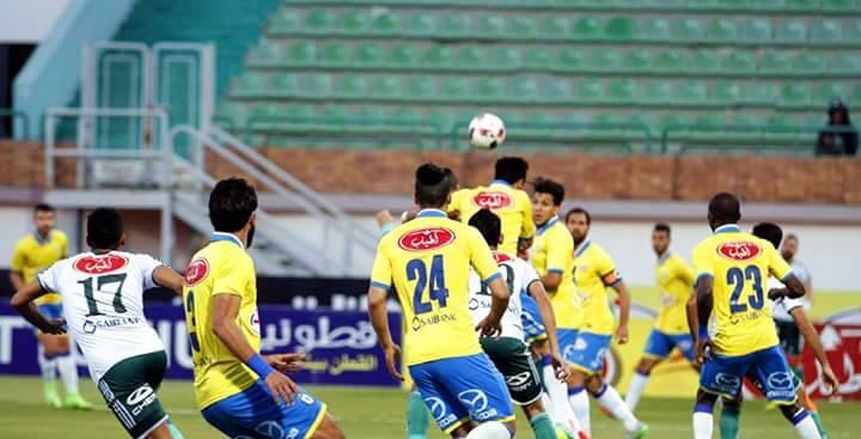 المصري يفوز على الإسماعيلي بهدفي العراقي وجمعة في ديربي القناة