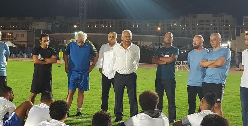 أحمد سامي يقود أول تدريباته مع فريق سموحة