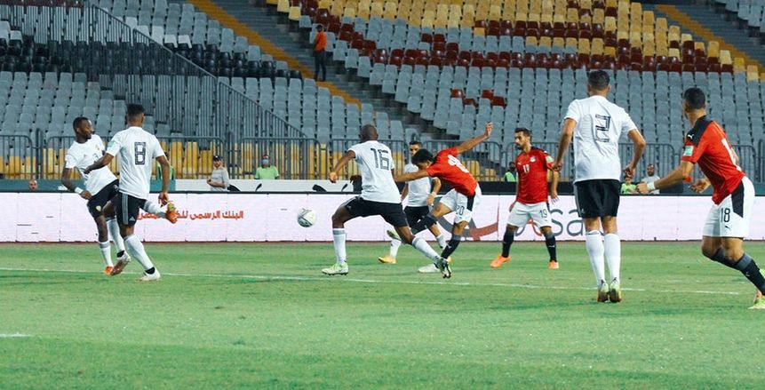القنوات الناقلة لـ مباراة مصر وأنجولا بتصفيات كأس العالم