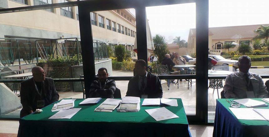 اللجنة الانتخابية باتحاد الكرة تمد التصويت للواحدة ظهراً