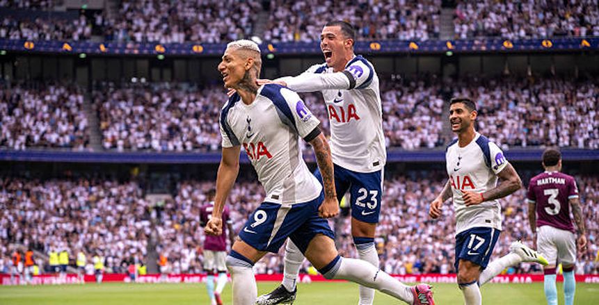 توتنهام يكتسح بيرنلي بثلاثية في الدوري الإنجليزي