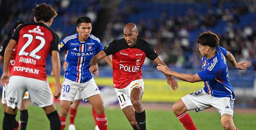 أوراوا بطل آسيا يضرب موعدا مع أفيسبا في نهائي كأس الدوري الياباني