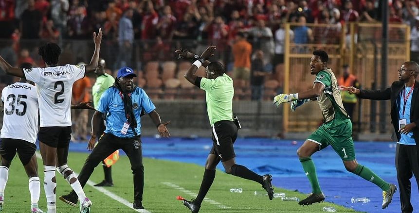 عاجل.. مدرب مازيمبي يفجر مفاجأة بشأن الهدف الملغي أمام الأهلي