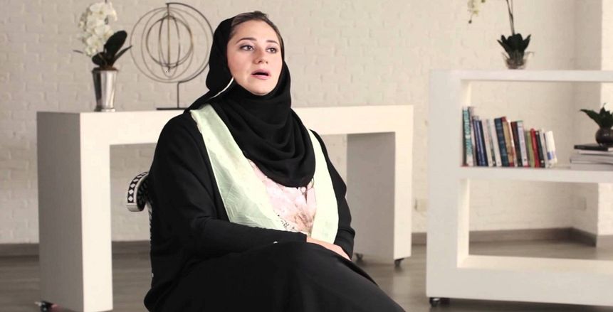 بالصور|  عضوة مجلس الشورى تشارك في أول مباراة نسائية بالسعودية