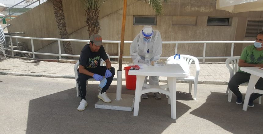 المقاولون يجري المسحة الثالثة لفيروس كورونا
