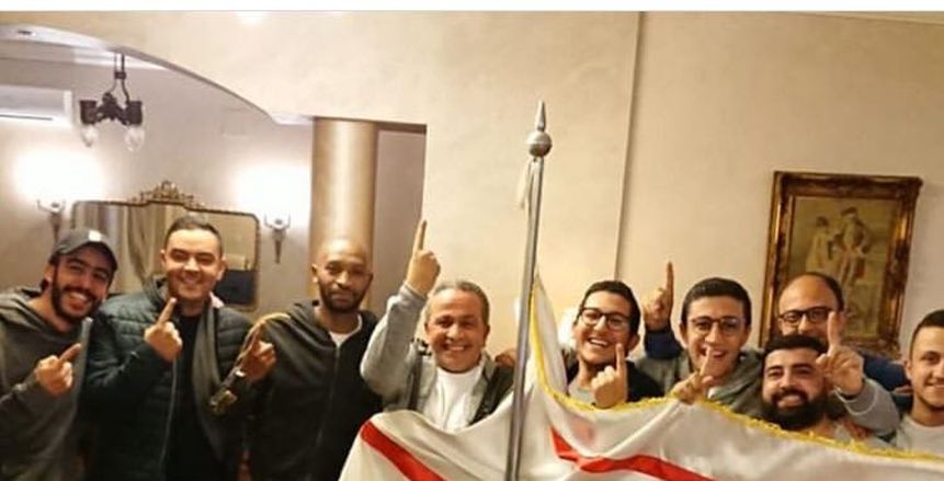 شيكابالا والجنايني يحتفلان بصدارة الزمالك للدوري بعد التعادل مع الاهلي