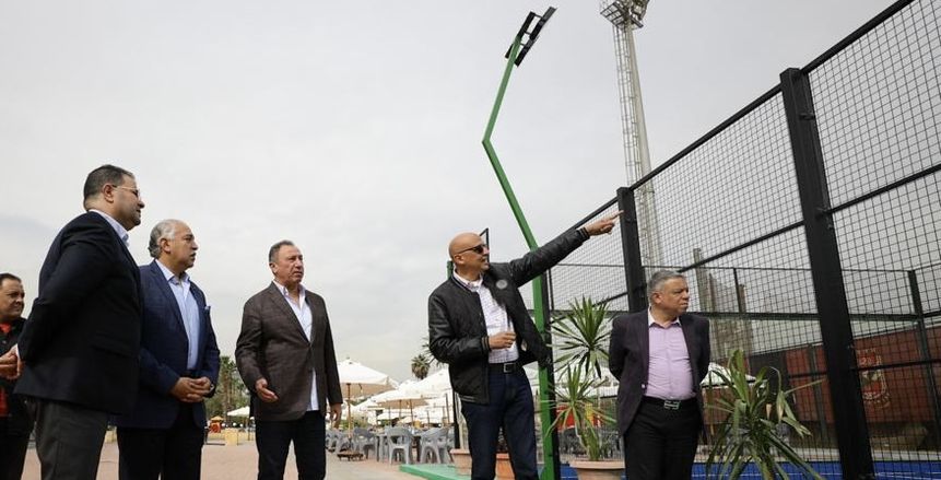 إدارة الأهلي تفتتح ملاعب «البادل» بمقر النادي في الجزيرة
