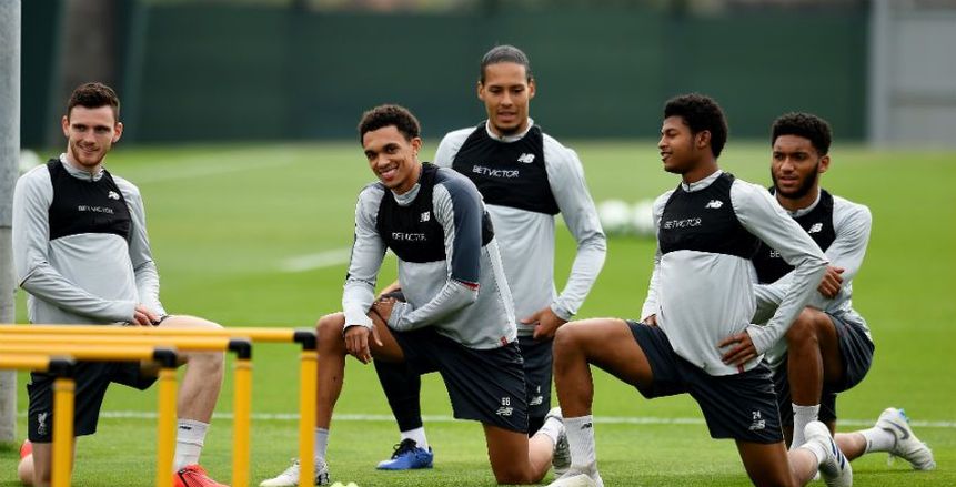 بالصور.. شاهد استعدادات ليفربول لمواجهة هدرسفيلد في غياب محمد صلاح