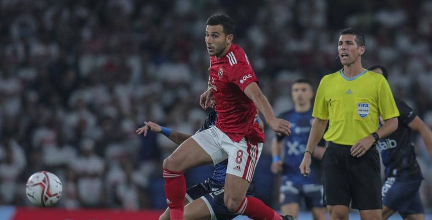 القنوات الناقلة لمباراة الأهلي والزمالك في قمة الدوري المصري