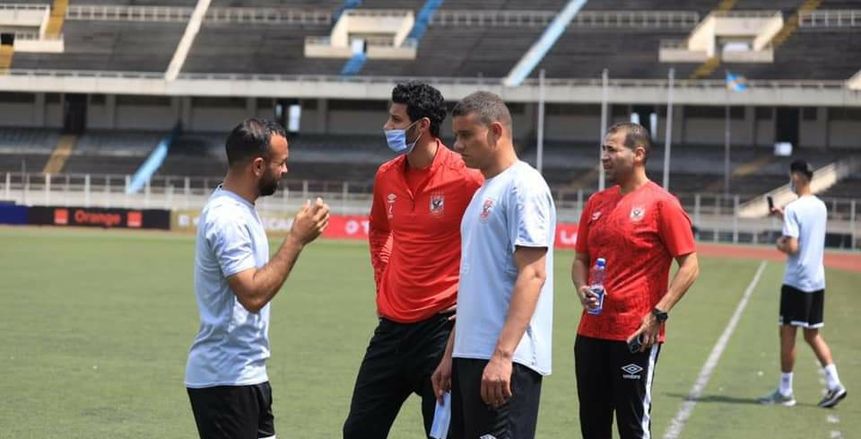 سفير مصر بالكونغو يحضر المران الأول للأهلي استعدادا لفيتا كلوب